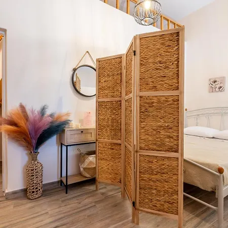 Elysium Villanova Near Airport * Paradíszi